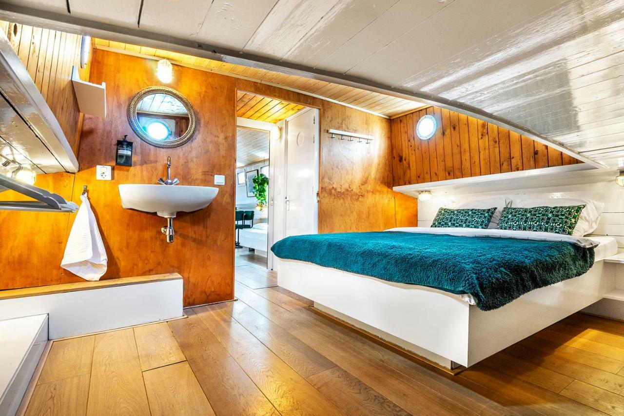Asile Flottant Hotel อัมสเตอร์ดัม ภายนอก รูปภาพ
